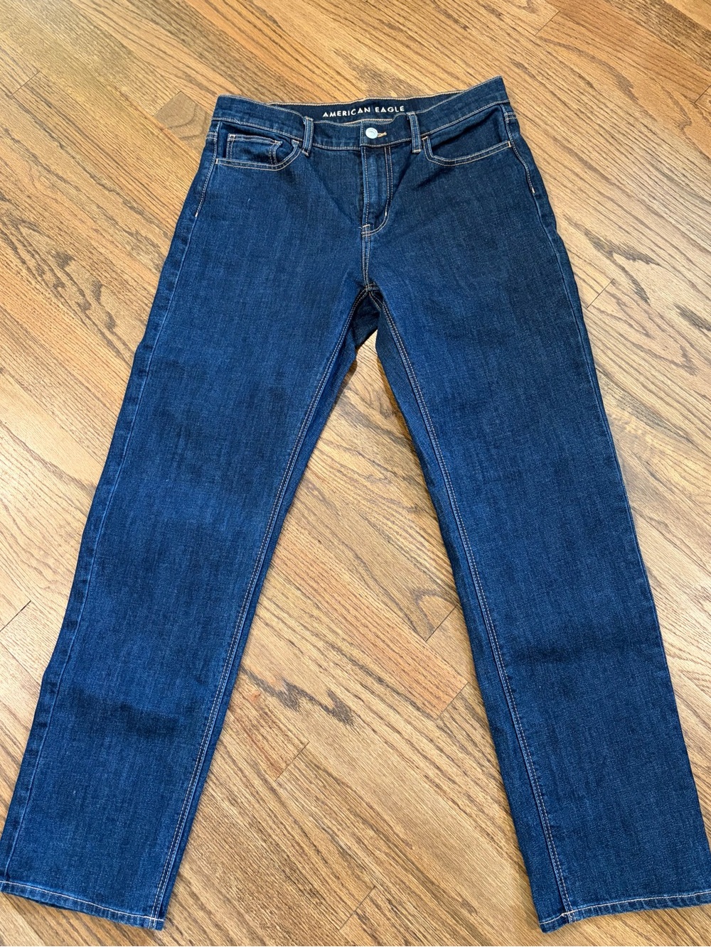 American Eagle Women’s Dark Indigo High Waisted Straight Jeans, NWOT, size 10